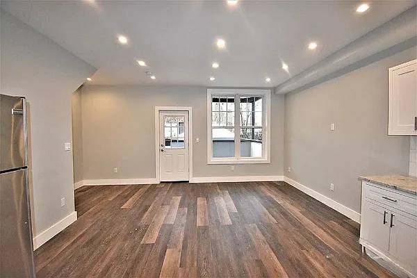 $3,800 / 2br - ____2BR+W/D+BALCONY____Greenwood Gowanus Industry City sunset park s (Industry City - Greenwood Heights ----- 946 4TH AVE BROOKLYN)63854288056705121