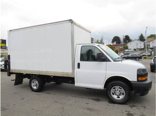 2020 Chevrolet Chevy Express Commercial Cutaway Cutaway Van 2D SPECIALIZE IN GOO - $18,995 (+ West Motorsports Inc)63442517679745123