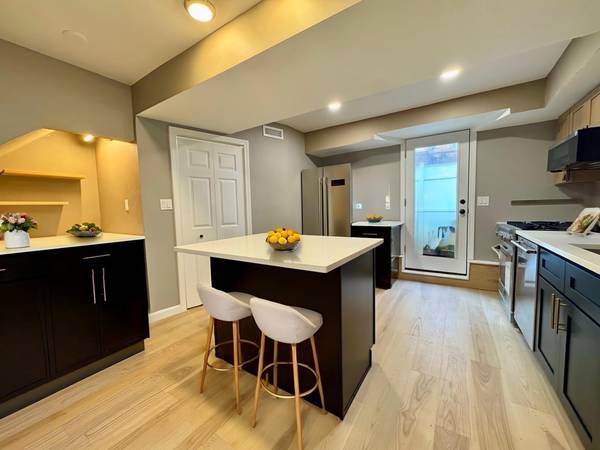$1,750 South Boston Bedroom para Alquilar63828556795651123