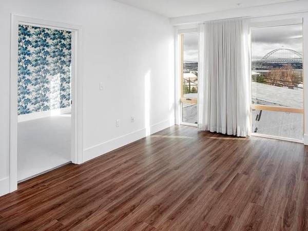 $2,549 / 2br - 907ft2 - Tour Today, Reserved Parking In Access Controlled Parking Garage (NW Portland)63999315085570124