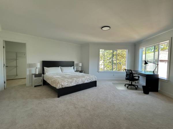 $1,000 / 1br - 400ft2 - Furnished Master Rooms for rent include utilities & Wifi (Federal Way)63799858180225122