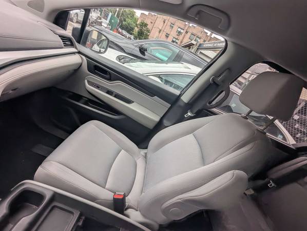 2018 Honda Odyssey en venta - $16,000 (crown heights)63654720179329123