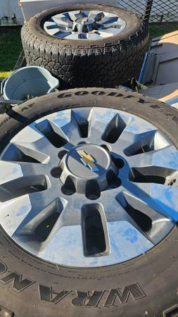 4 Rims and tires for 2023 Silverado 2500 1