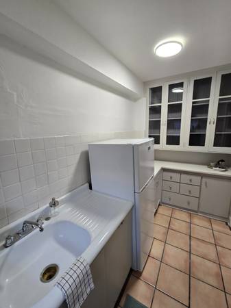 $1,275 / 420ft2 - Blocks from the water and city center! (Belltown)63934418792451123