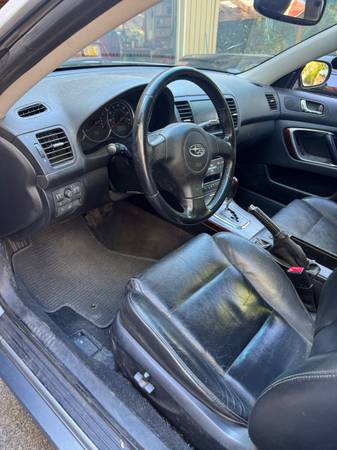 2007 subaru outback - $4500 (Portland)63435628268929123