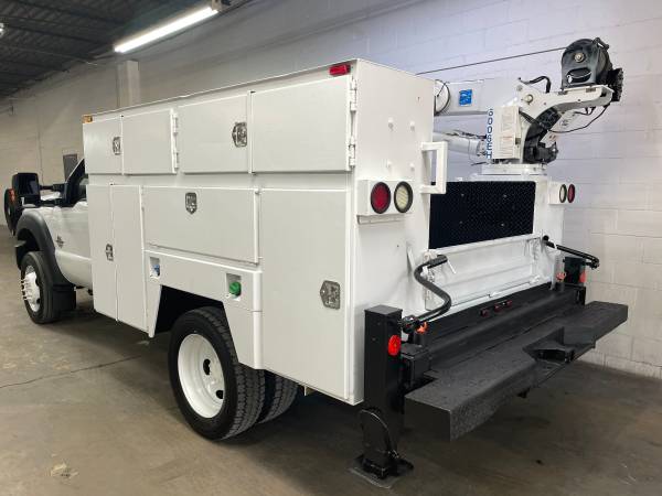 2016 Ford F-550 XL 4X4 - Photo 6