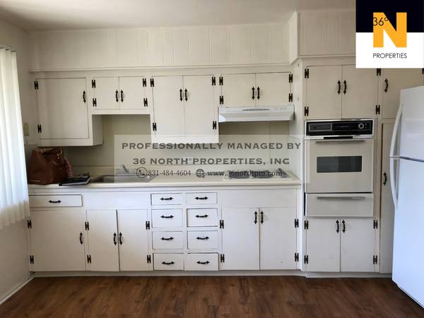 $1,850 / 1br - Marina Beach Apartment with spacious backyard! (Marina)64009497332738121