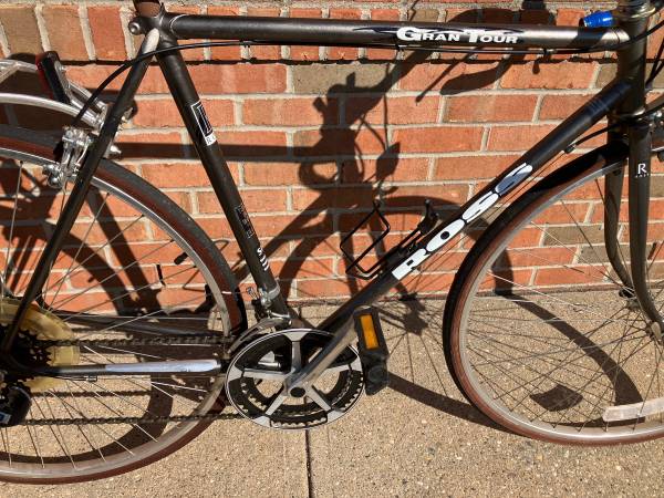 Road Bike..... - $280 (Astoria/ Bushwick / Jamaica Station / Manhattan)63471426126081121