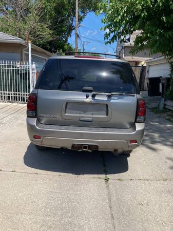 2006 Chevy trailblazer LT AWD - $2,90063616820640769122