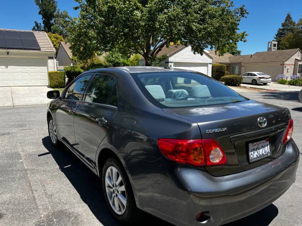 2010 Toyota Corolla - $4,500 (gilroy)63612976476033120