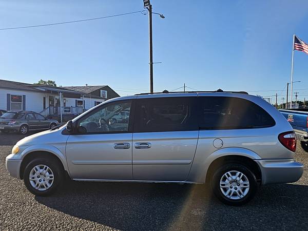 2005 Dodge Grand Caravan 4dr Grand SE - $5995.0063624654246787121