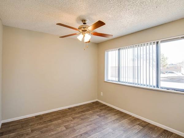 $1,599 / 2br - 960ft2 - Vinyl Plank Flooring, Dishwasher, 2 Bed (953 S Troy St , Aurora, CO)63973501615235121