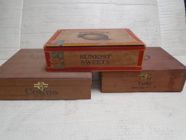 5 antique cigar boxes 1