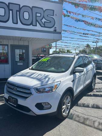 2018 Ford Escape SE Sport Utility 4D - $6,995 (Melrose Park)63624836740099122