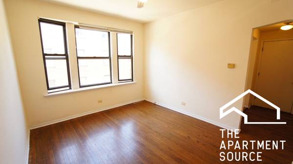 $2,195 / 2br - 1002ft2 - Large 2 BR- walking distance to Blue Line (ADMIN FEE WAIVED) (Logan Square)63781420084483122