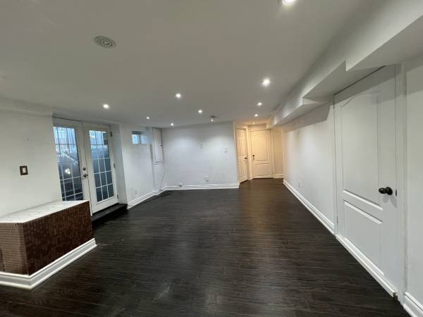 Legal Walkout Basement – Glassed Double-Door Entrance
$1,750
brampton Legal Walkout Basement – Glassed Double-Door Entrance
$1,750
brampton