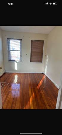 $2,000 / 1br - 825ft2 - Appt for rent (Chelsea)63996547088003121