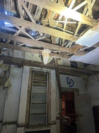 $125,000 / 1120ft2 - Investor Special 3 bed 1 bath Off Market Ready for Assignment63872987836033124