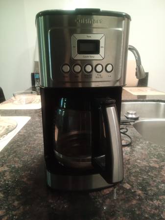 Cuisinart Coffee Maker 1