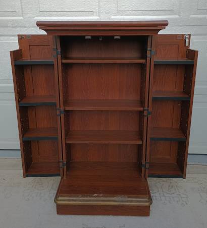 CD DVD VHS Media Cabinet 1