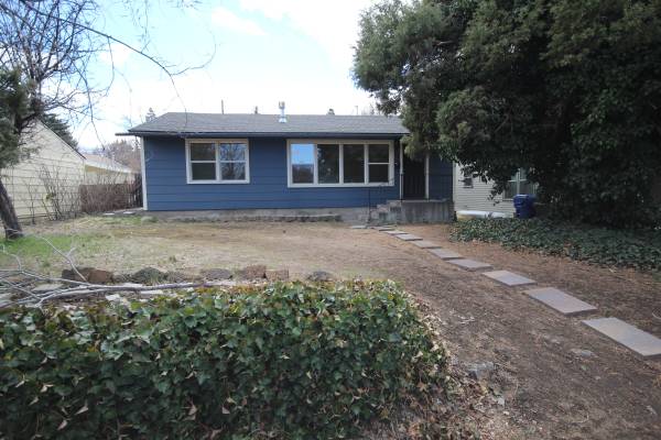 $1,995 / 2br - 864ft2 - Casa en Midtown cerca de todo, aire acondicionado, pisos de madera dura, lavadora/secadora, ¡mascotas permitidas!63839290840321120