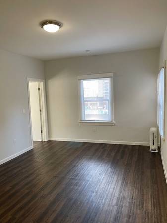 $2,595 / 2 habitaciones - ¡Increíble unidad de 2 habitaciones con mucha luz natural cerca de Lake Merritt! (oakland lake merritt / grand)63873332248067124