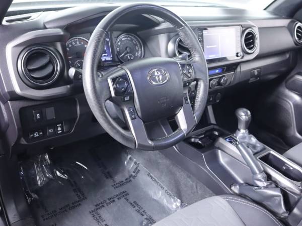 2022 Toyota Tacoma 4WD TRD - Photo 9