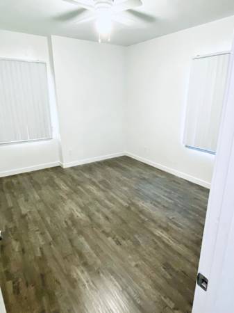 $3400.00 / 3br - Newly Remodeled 3 Bedroom in Van Nuys!63701148795907123
