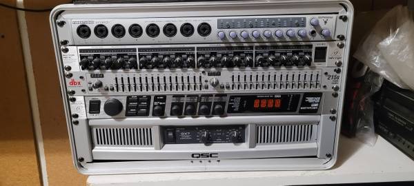 Gator GR-6S ATA 6-Space Shallow Rack Case 1