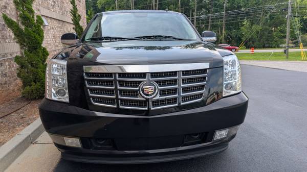 2009 CADILLAC ESCALADE ESV LUXURY SUV  LEATHER NAVIGATION BACKUP CAMERA - $5,400 (CUMMING)63620341119363124
