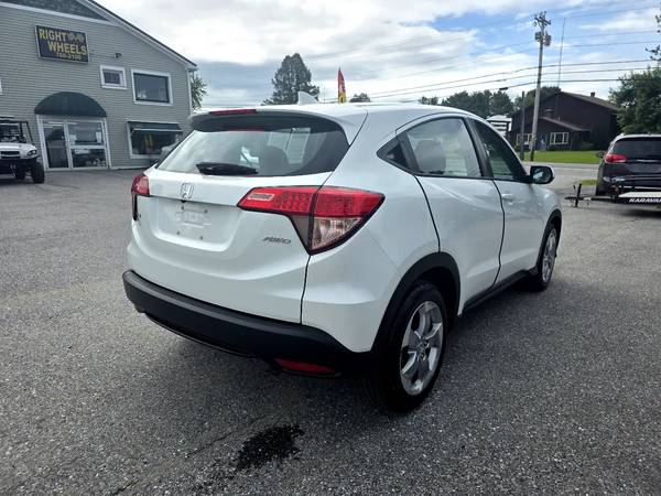 2016 Honda HR-V LX 4WD CVT - $14,988 (Derby)63622658181889122