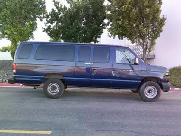 2013 Ford E350 Super Duty - Photo 10