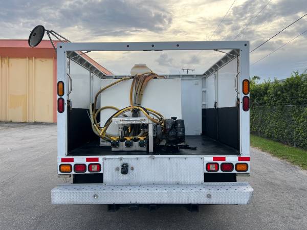 2015 Isuzu NPR-HD 2DR Service Body Pest Control - $17,800 (Miami)63470425846787124