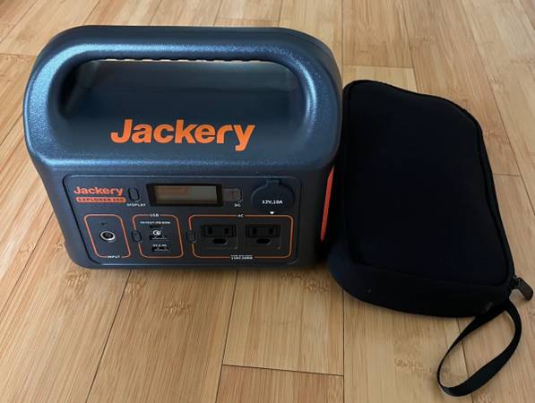 Jackery Portable Power Station Explorer 300 1