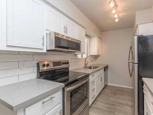 $1,149 / 1br - 658ft2 - Courtyard, On-Site Management, Disposal, Fitness Center (Mesa)64024995323522120