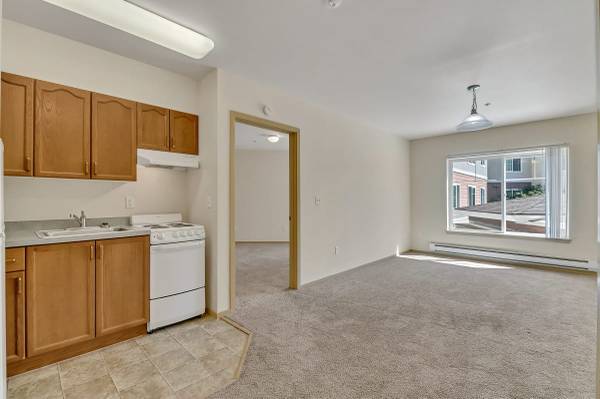 $2,121 / 2br - 842ft2 - Business Center, Efficient Appliances, View (13510 SE 272nd St, Kent, WA)63910194596355120