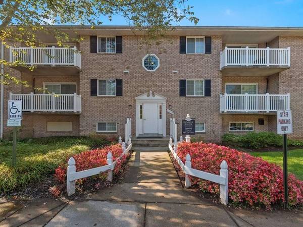 $2,085 / 3br - Renovated Units, Air Conditioner, Laundry Facilities (5815 Marlboro Pike, Forestville, MD)64040197329027124