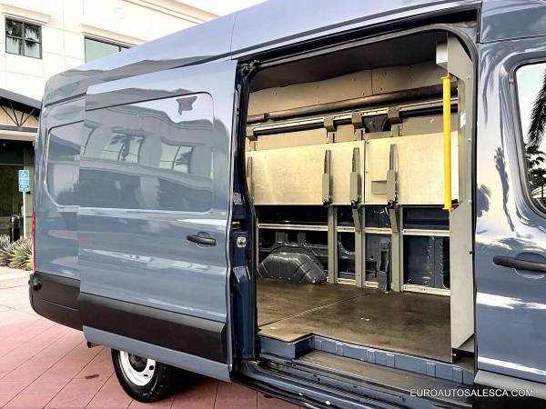2020 Ford Transit 250 3dr - Photo 12