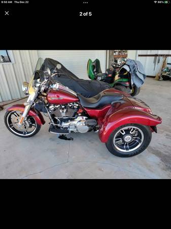 2017 Harley freewheeler 1