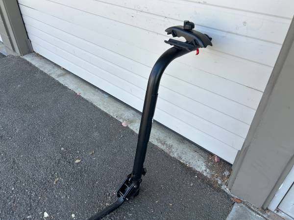 1.25" Bicicleta Hitxh - $75 (burlingame)63471454616707122