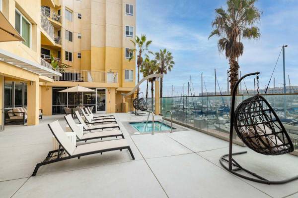 $3,092 / 1br - 648ft2 - Resident-controlled access, Spacious one/two-bedroom layouts (Marina del Rey)63701204685187121