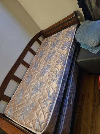 Pull out Bed 1