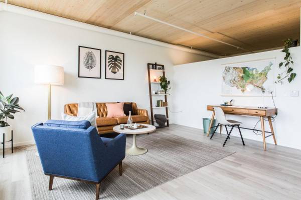 $1,917 / 1br - 904ft2 - Sleek 1 BR-Spacious Layouts, Quartz Counters & Fitness Center (Elliot/Boise)63831771469441123