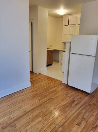$1,100 / 1br - 650ft2 - 902 Grand Ave, Hardwood Floors,  NOV - DEC (ST PAUL, Crocus/Summit Hill, Mitchell Hamline)64003958919426124