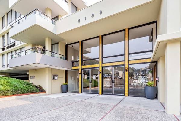 $4,982 / 3br - 1679ft2 - Techos Altos, Techos Bóveda, Lavavajillas (burlingame)63813588355073122