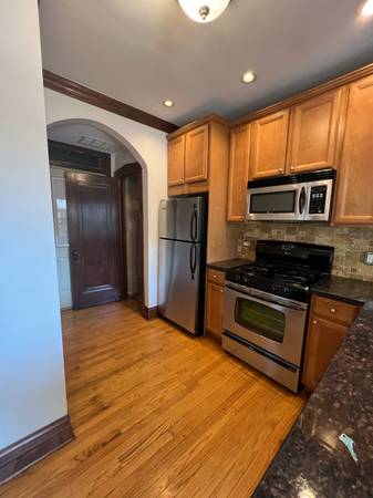 $1,950 / 1br - Gorgeous 900+ sq ft 1 bed 1.5 - Laundry in Unit, Ac, Balcony (Horner Park/ Irving Park)63898472887171121