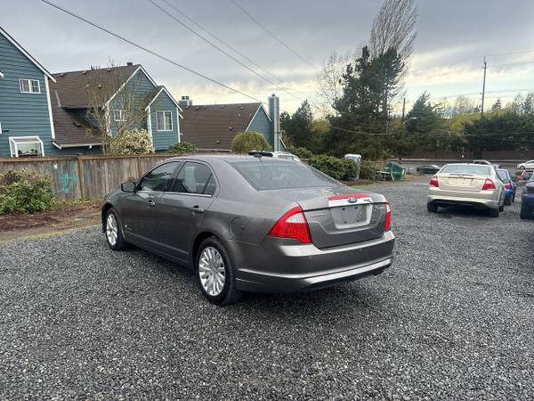 2010 Ford Fusion Hybrid Sedan - $3,999 (Lynnwood, WA)63441580568195124