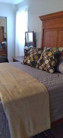 $900.00 / 1br - Oliver's Quiet Place Room 363921562251395120