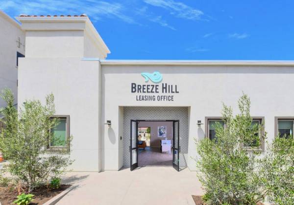 $3,045 / 2br - 1ST MTH $1000 OFF - Upgraded Cabinets, Resort-Style Heated Pool & Spa (Vista)64037222605059124