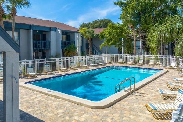 $1,920 / 3br - 1397ft2 - Balcony or Patio, Easy Access to Shopping, Laundry Facility63991224566659121